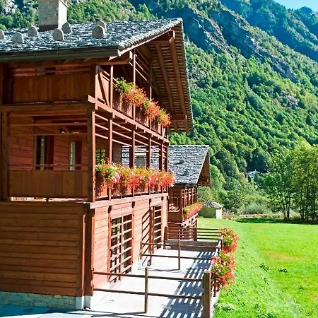 Pietre Gemelle Lägenhetshotell Alagna