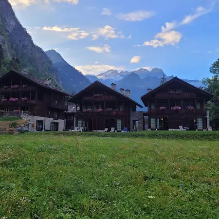 Pietre Gemelle Lägenhetshotell