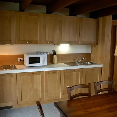 Pietre Gemelle 4*