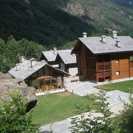 Aparthotel Pietre Gemelle 4*