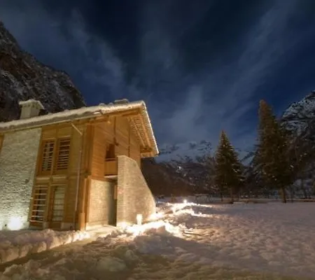 Pietre Gemelle Aparthotel 3*