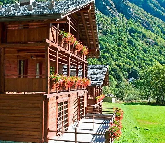 Pietre Gemelle Lägenhetshotell Alagna