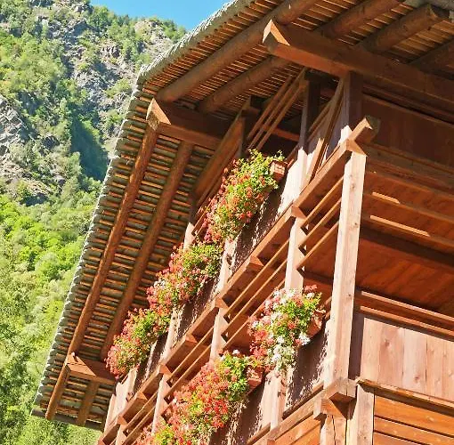 Pietre Gemelle Aparthotel